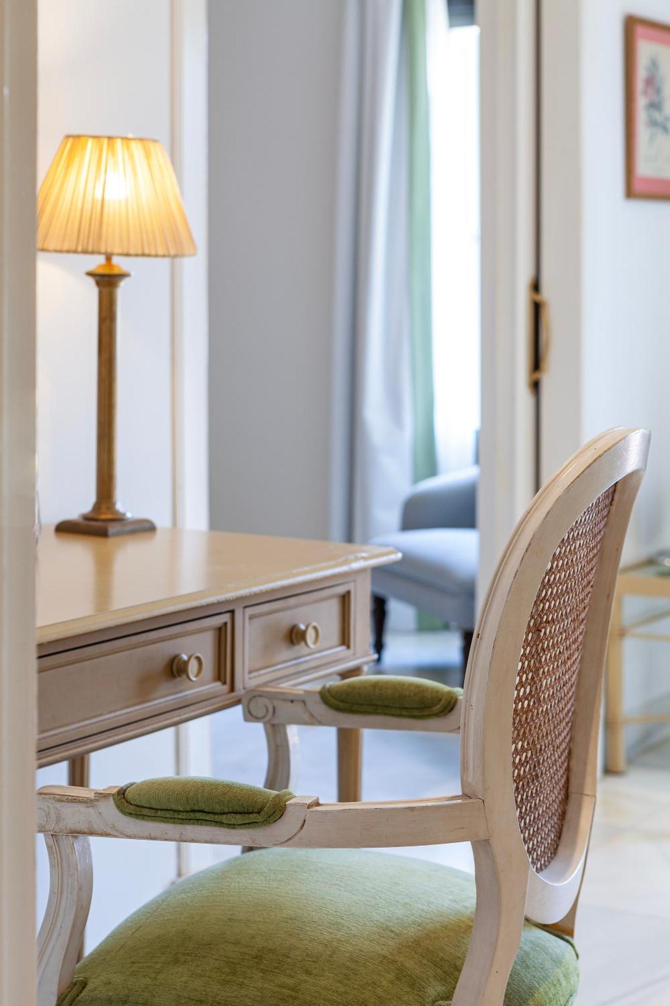 Junior Suite,1706779139:JPEG